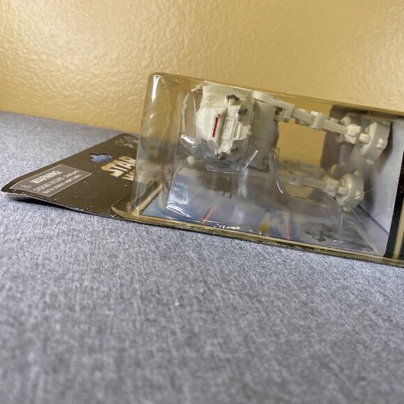 Star Wars Disney Parks Exclusive AT-AT New in box Motorized 1 of 4 - Picture 9 of 9